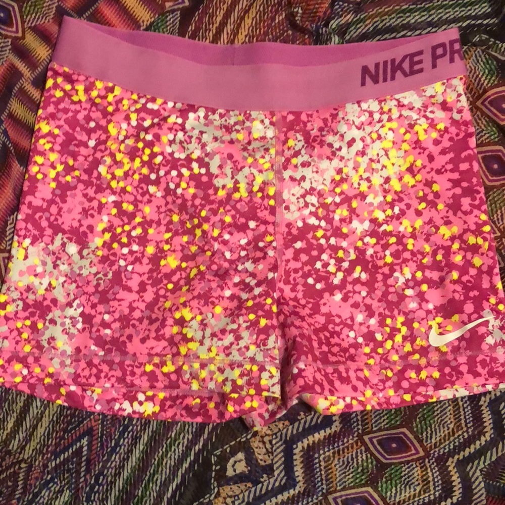 Nike shorts, drift